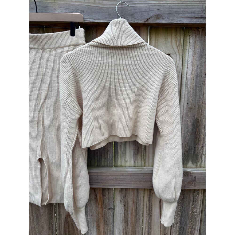 Moodie Ribbed Knit Two-Piece Set
- Picture 2 of 7